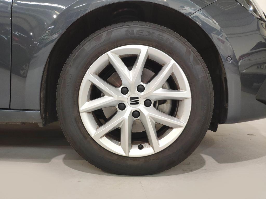 SEAT León 1.0 eTSI S&S Style XL DSG 81 kW (110 CV) - 7