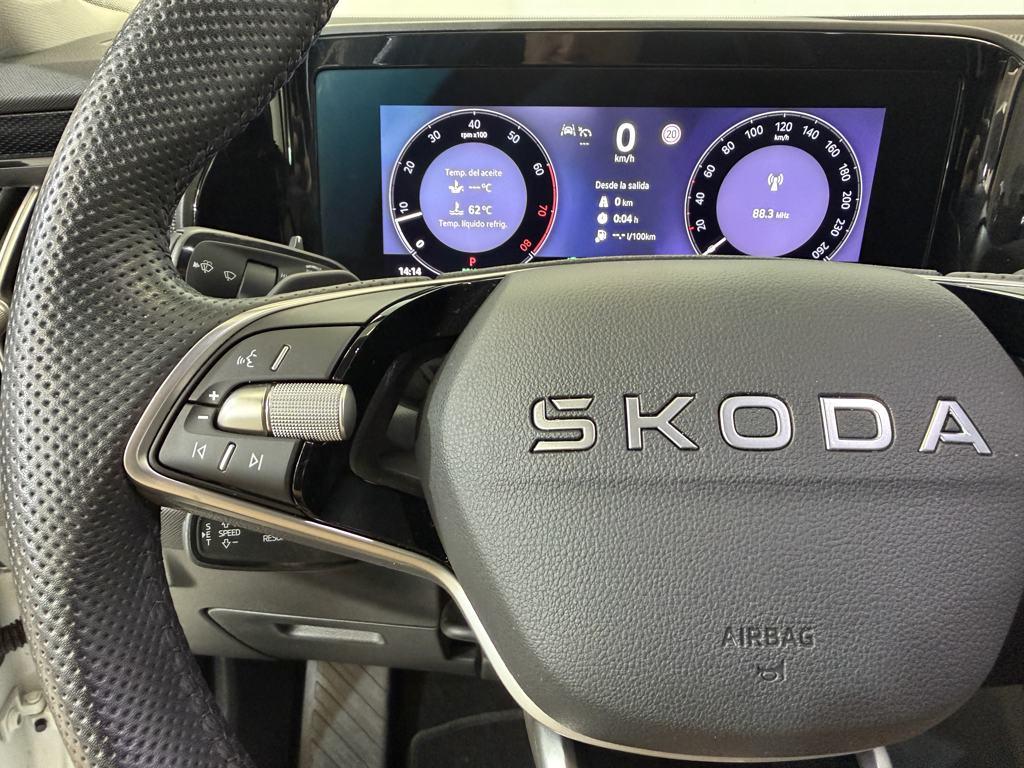 Skoda Kodiaq 1.5 TSI m-HEV Selection DSG 110 kW (150 CV) - 9