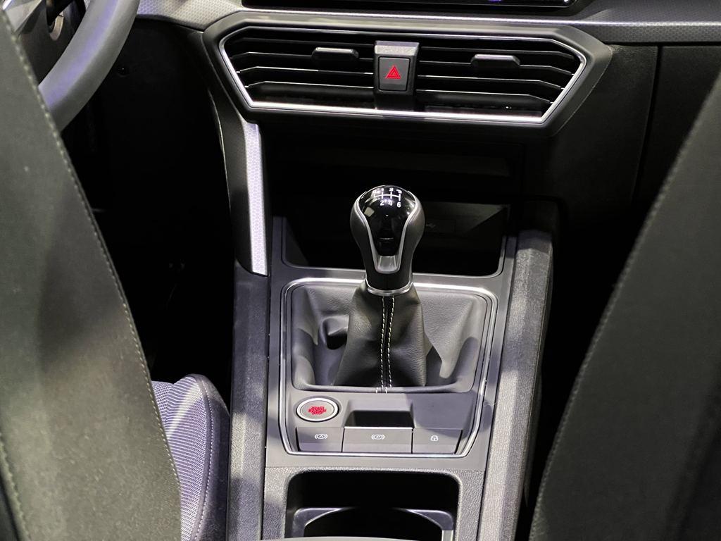 SEAT León 2.0 TDI S&S Style XS 85 kW (115 CV) - 9