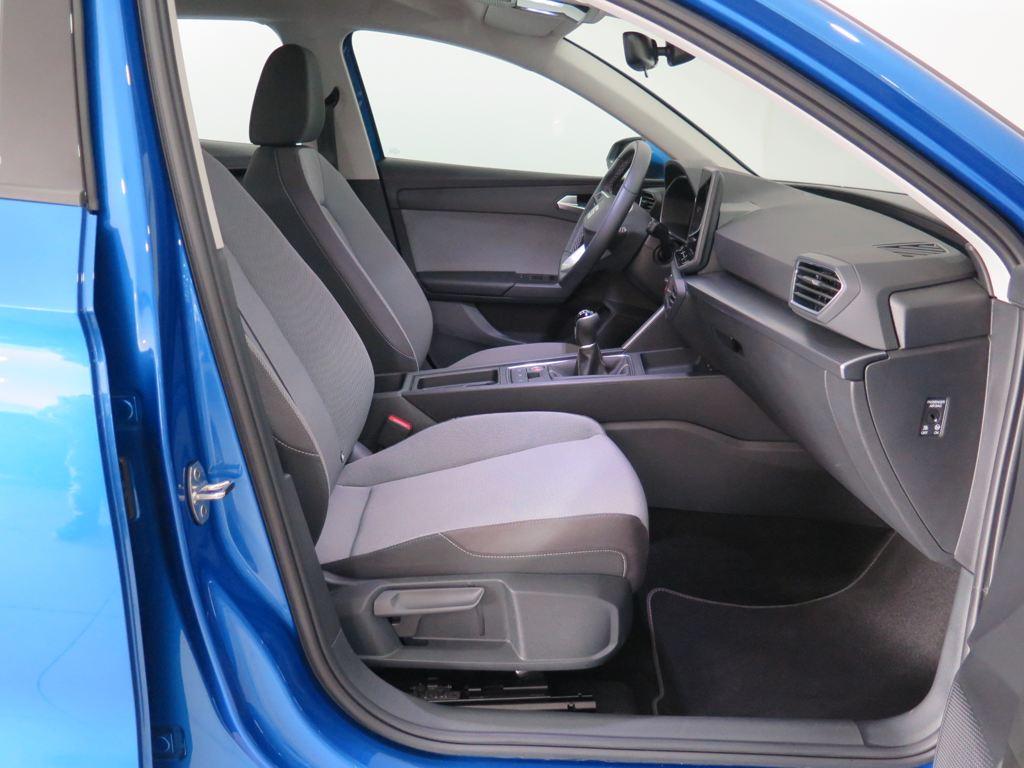 SEAT León 1.5 TSI S&S Style 25 Aniversario 85 kW (116 CV) - 4