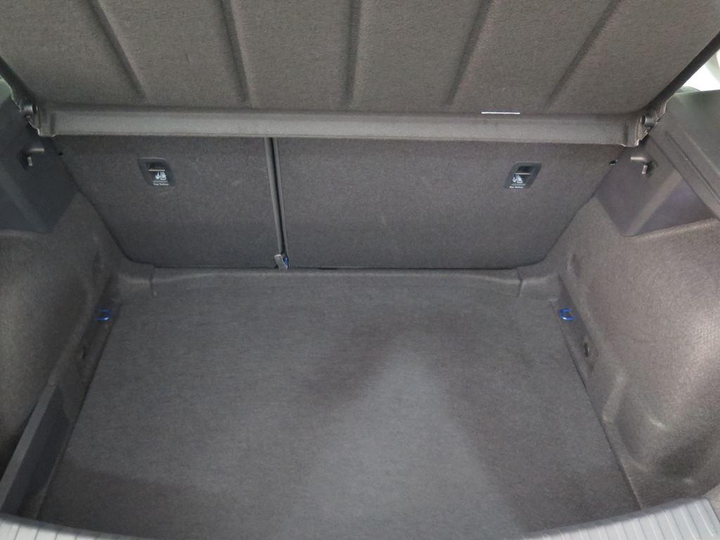 SEAT León 1.5 TSI S&S Style 25 Aniversario 85 kW (116 CV) - 6