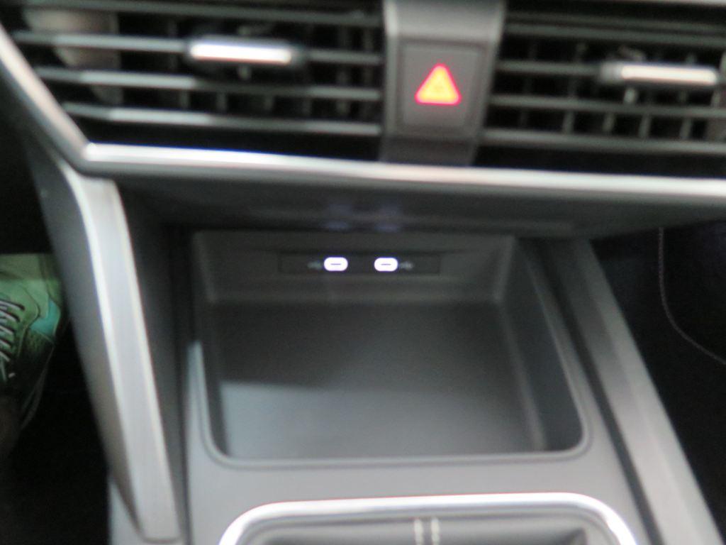 SEAT León 1.5 TSI S&S Style 25 Aniversario 85 kW (116 CV) - 12