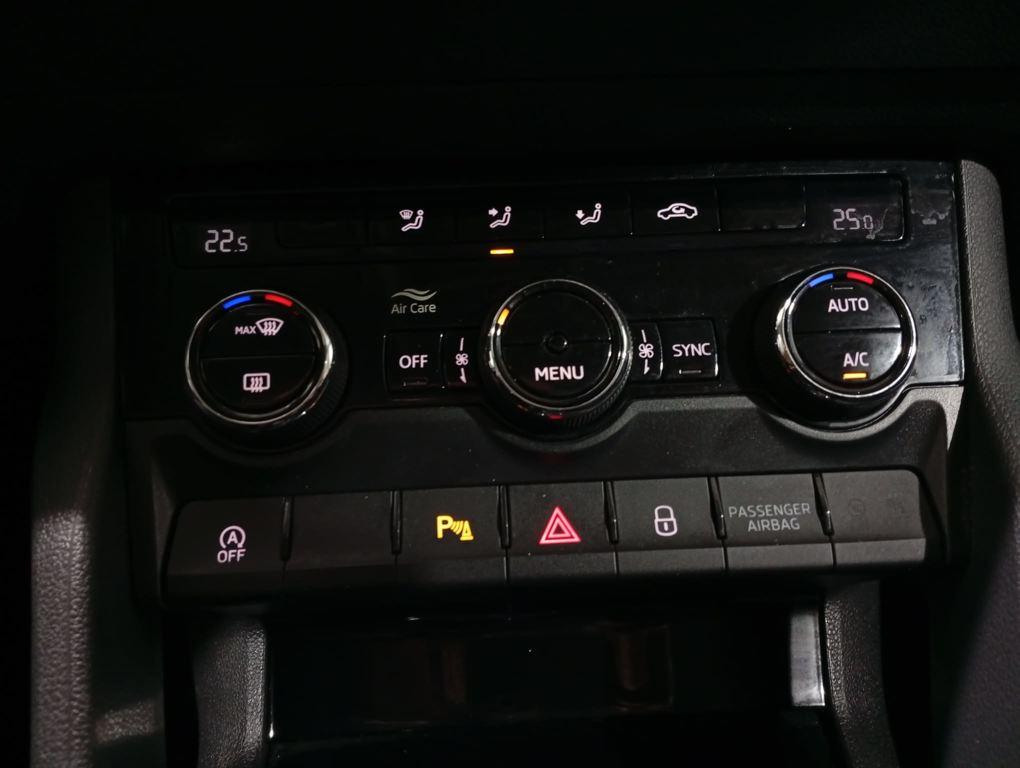 Skoda Karoq 1.5 TSI ACT Selection 110 kW (150 CV) - 17