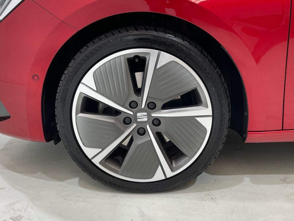 SEAT León 1.5 eTSI S&S FR Go L DSG 110 kW (150 CV) - 7