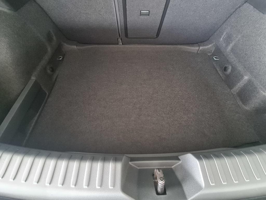 SEAT León 1.5 eTSI FR XS DSG 85 kW (116 CV) - 6