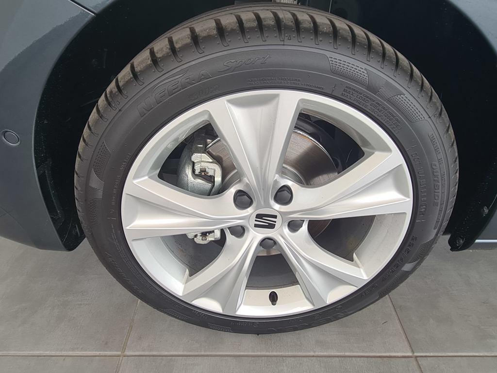 SEAT León 1.5 eTSI FR XS DSG 85 kW (116 CV) - 7