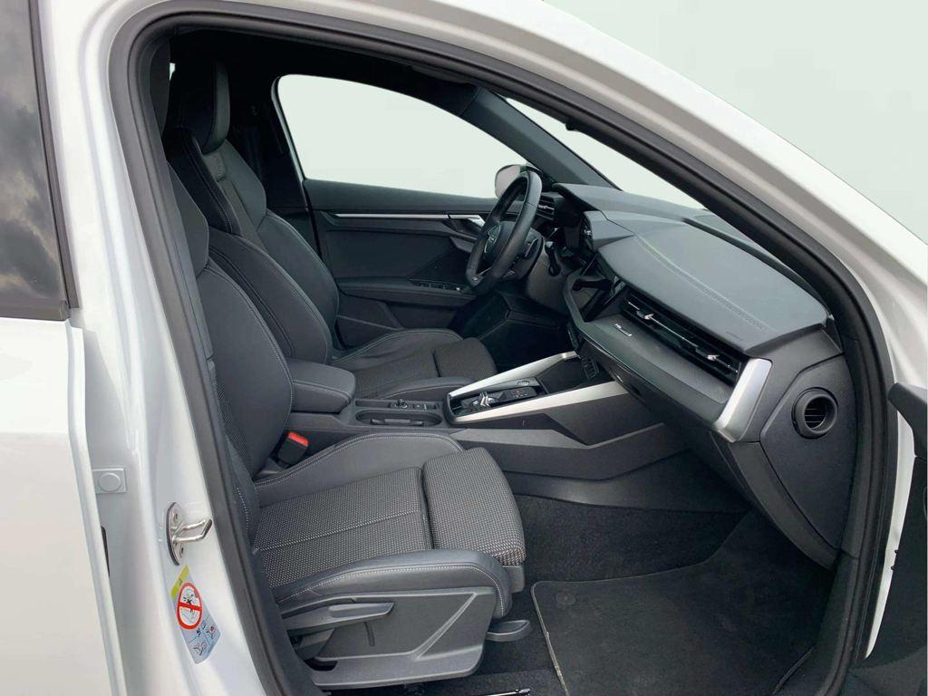 Audi A3 Sportback Genuine edition 35 TDI 110 kW (150 CV) S tronic - 4