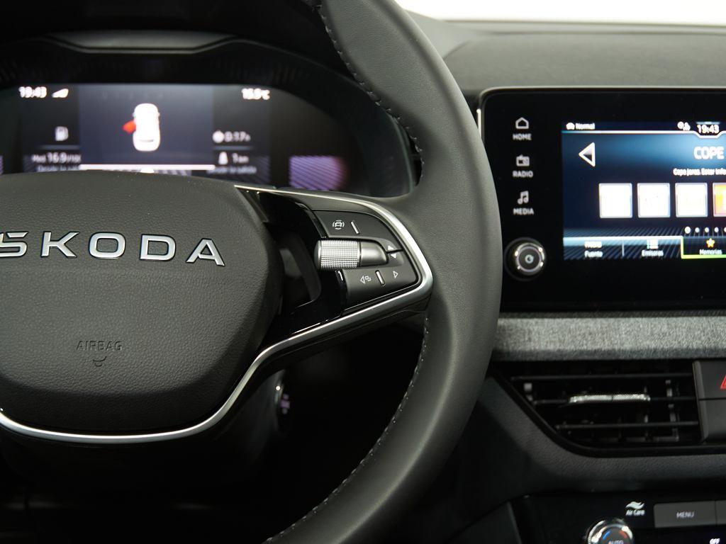 Skoda Kamiq 1.0 TSI Selection 85 kW (115 CV) - 9