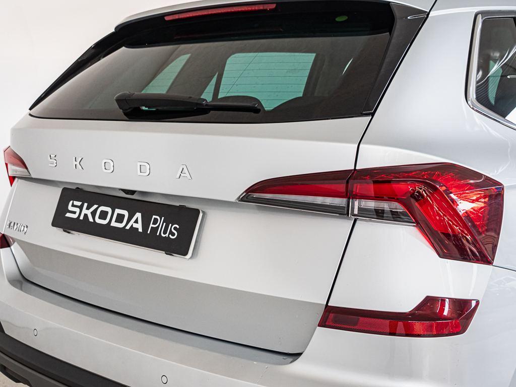 Skoda Kamiq 1.0 TSI Selection DSG 85 kW (115 CV) - 9