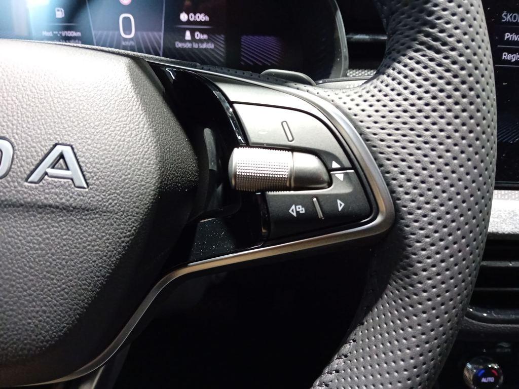 Skoda Kamiq 1.0 TSI Selection DSG 85 kW (115 CV) - 10