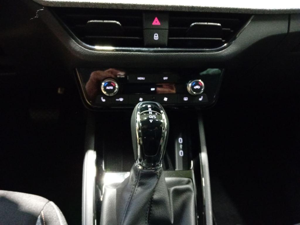 Skoda Kamiq 1.0 TSI Selection DSG 85 kW (115 CV) - 13