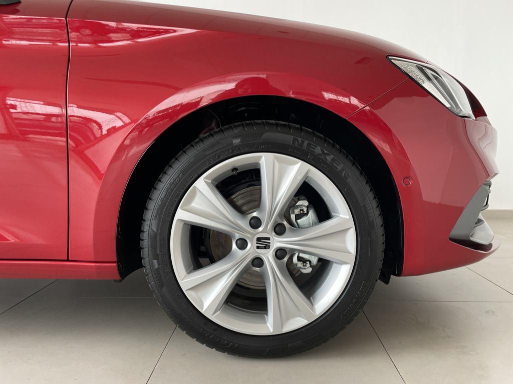 SEAT León 1.5 TSI S&S FR 25 Aniversario 85 kW (116 CV) - 7