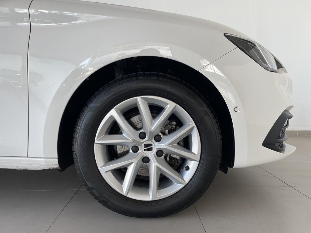 SEAT León 2.0 TDI S&S Style XS 85 kW (115 CV) - 7