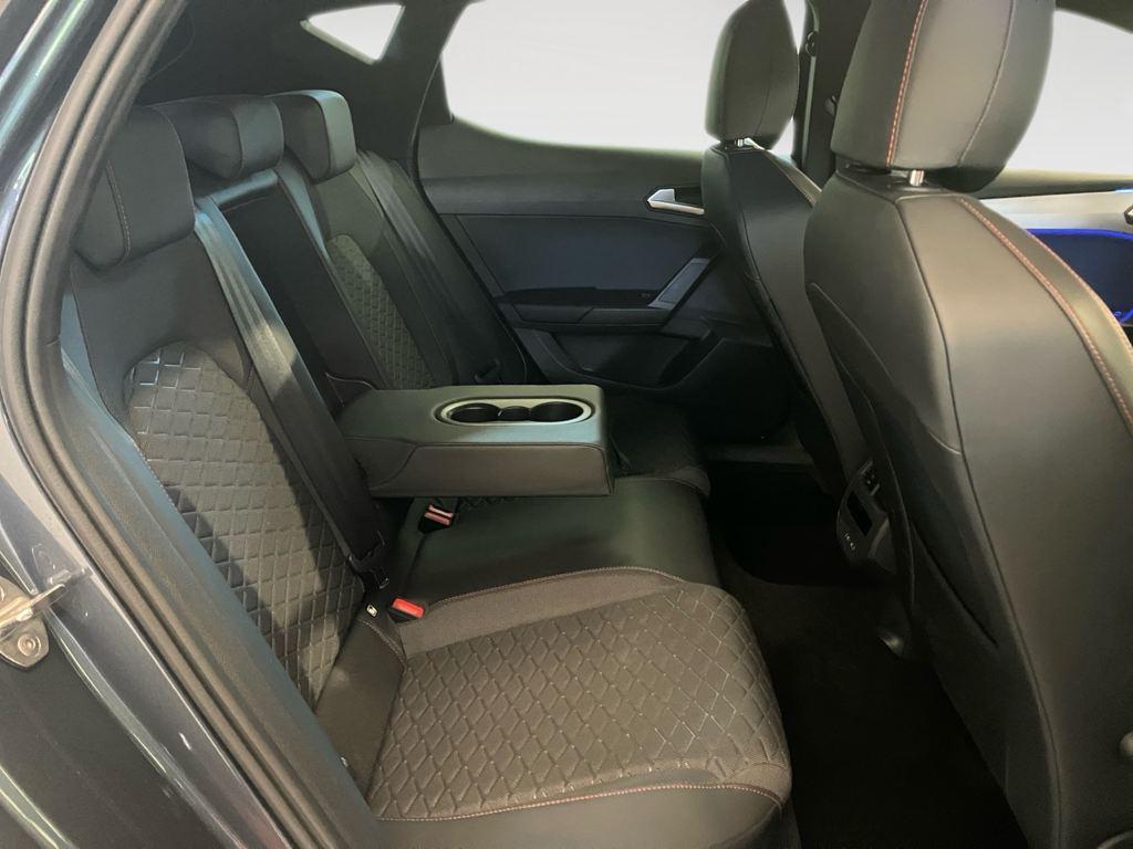 SEAT León 1.0 eTSI S&S FR XL DSG 81 kW (110 CV) - 5