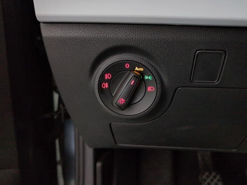 SEAT Arona 1.0 TSI Style XM 70 kW (95 CV) - 18