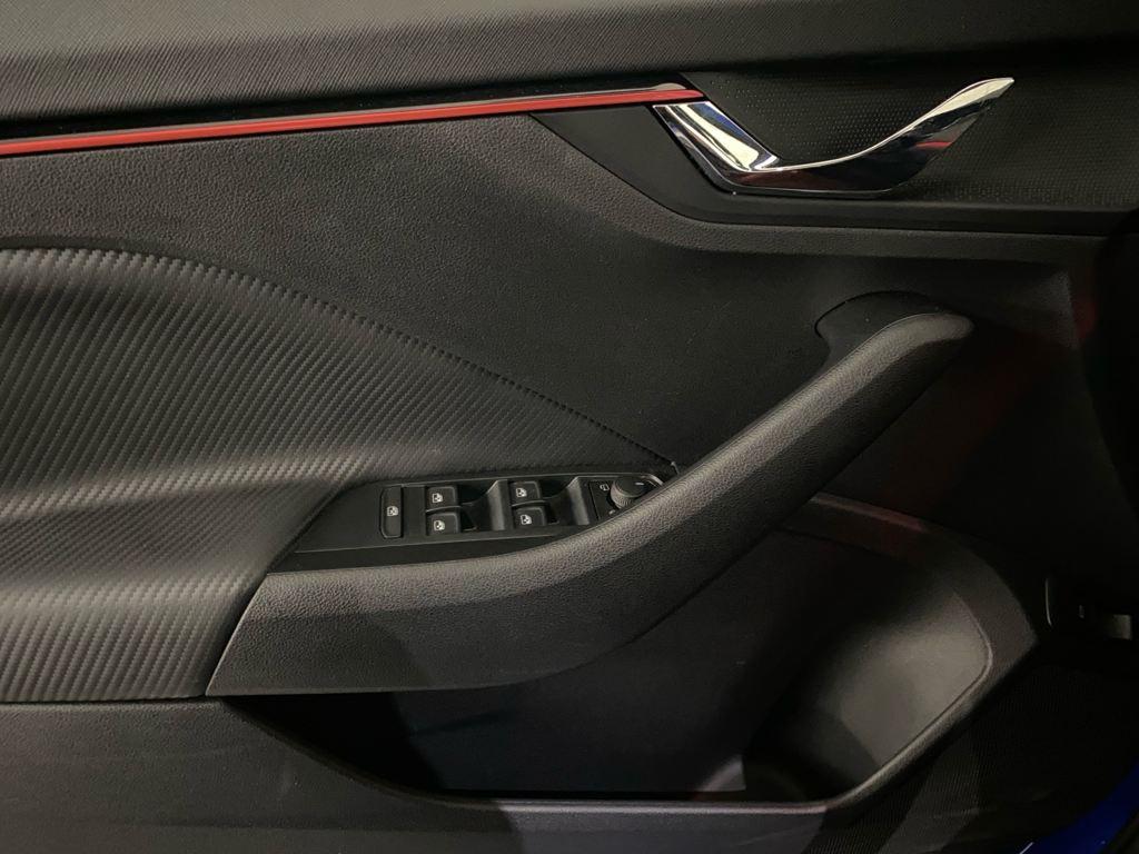 Skoda Kamiq 1.5 TSI Monte Carlo DSG 110 kW (150 CV) - 12