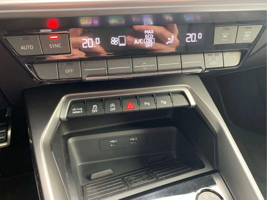 Audi A3 Sportback Black line edition 35 TFSI 110 kW (150 CV) S tronic - 13