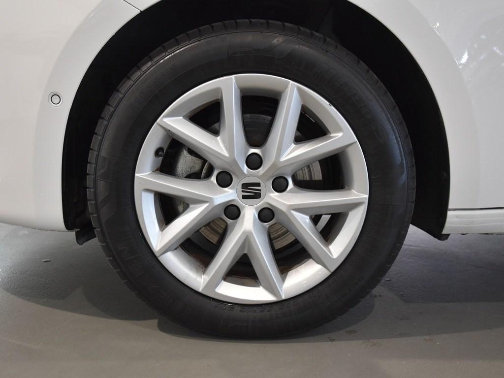 SEAT León 1.5 eTSI Style 25 Aniversario DSG 85 kW (116 CV) - 7