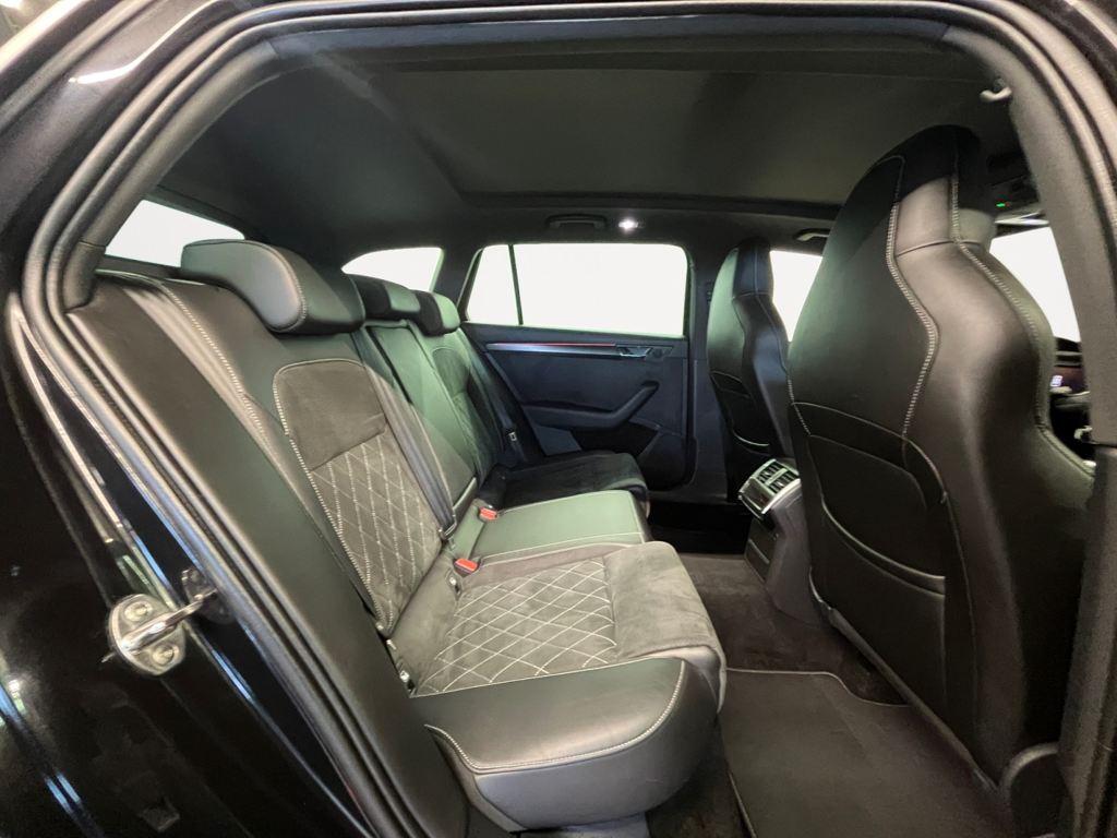 Skoda Superb Combi 1.4 TSI iV P-HEV SportLine DSG 160 kW (218 CV) - 5