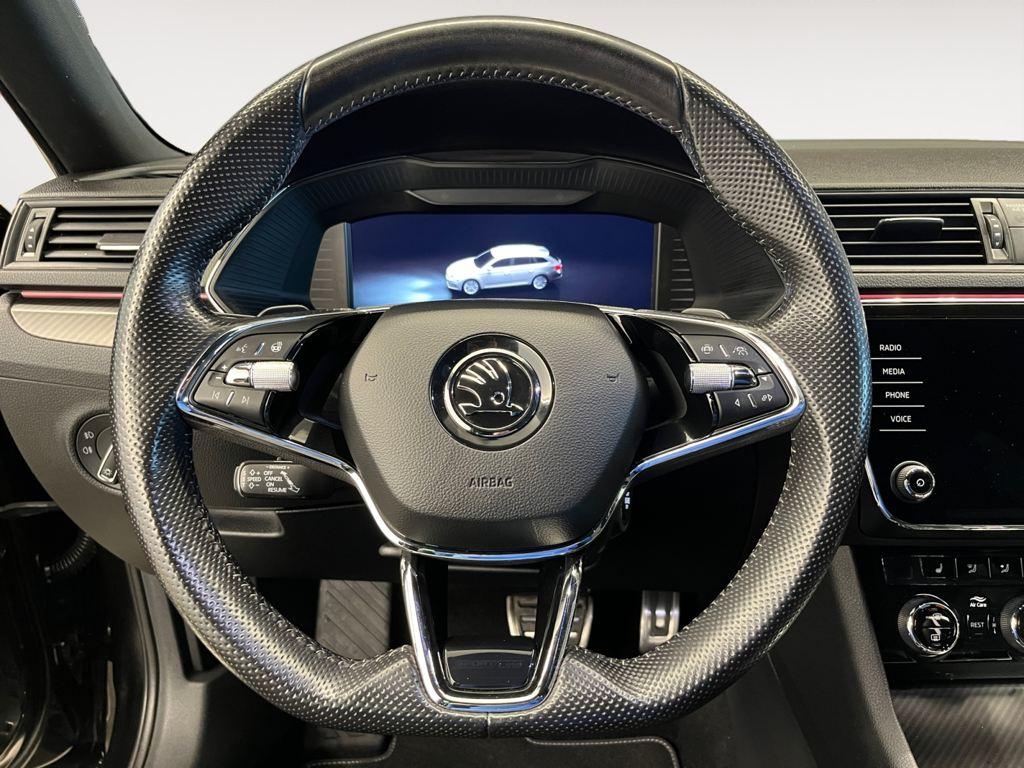 Skoda Superb Combi 1.4 TSI iV P-HEV SportLine DSG 160 kW (218 CV) - 8