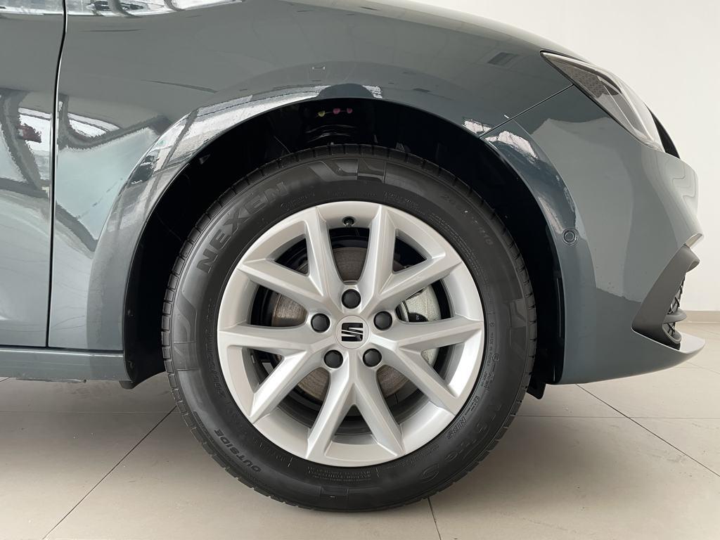 Seat León 1.5 eTSI Style XS DSG 85 kW (116 CV) - 7