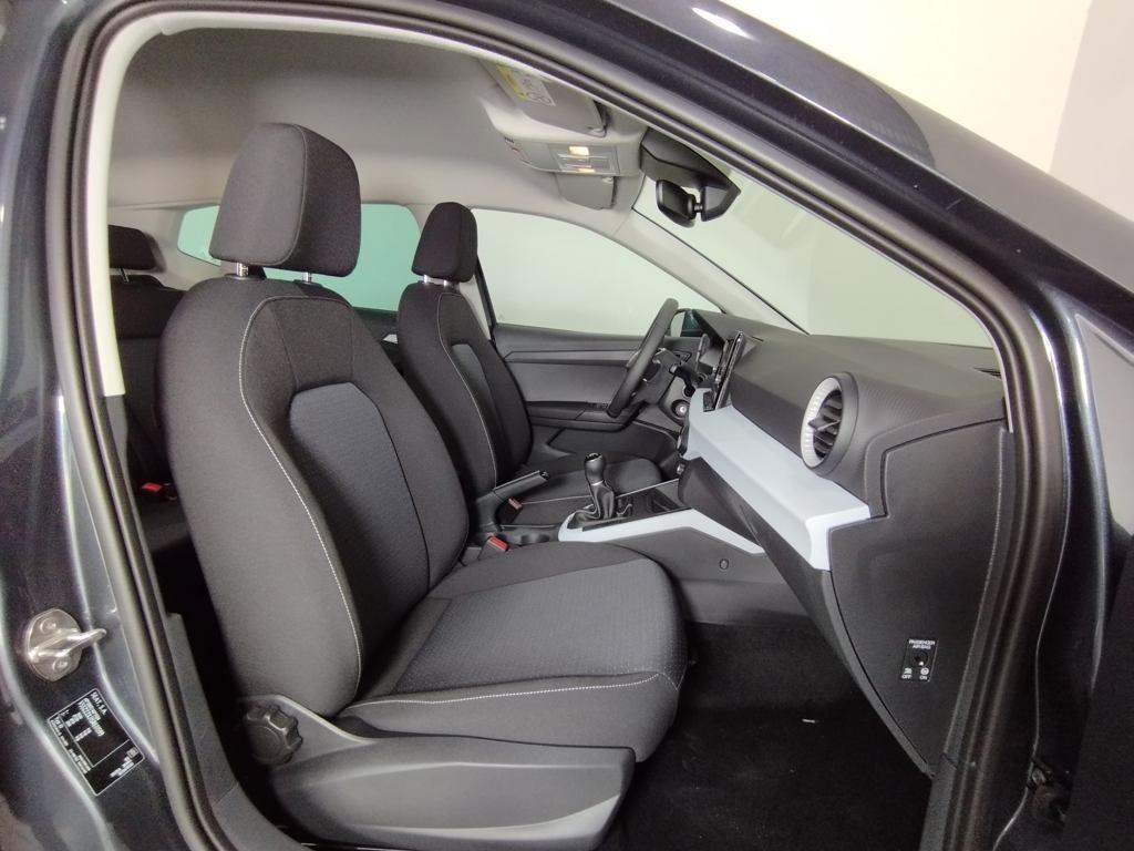 SEAT Arona 1.0 TSI Style XM 85 kW (115 CV) - 4