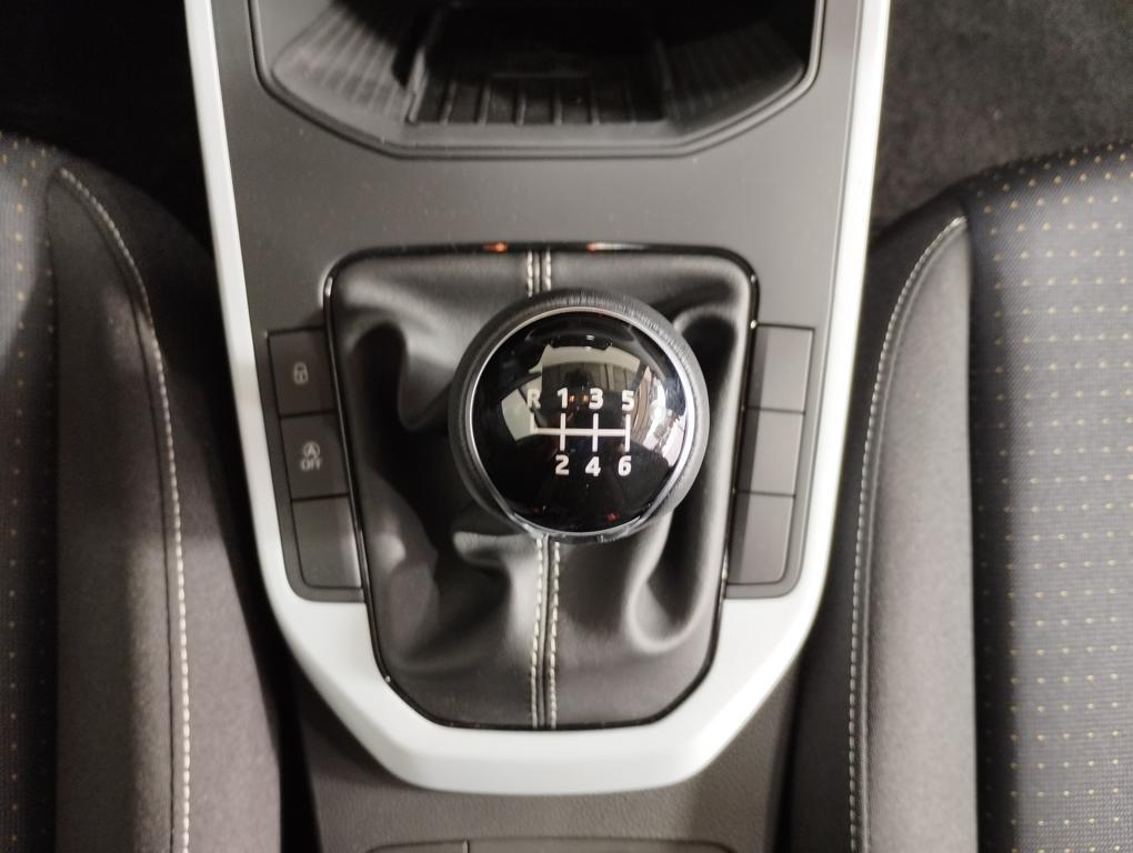 SEAT Arona 1.0 TSI Style XM 85 kW (115 CV) - 17