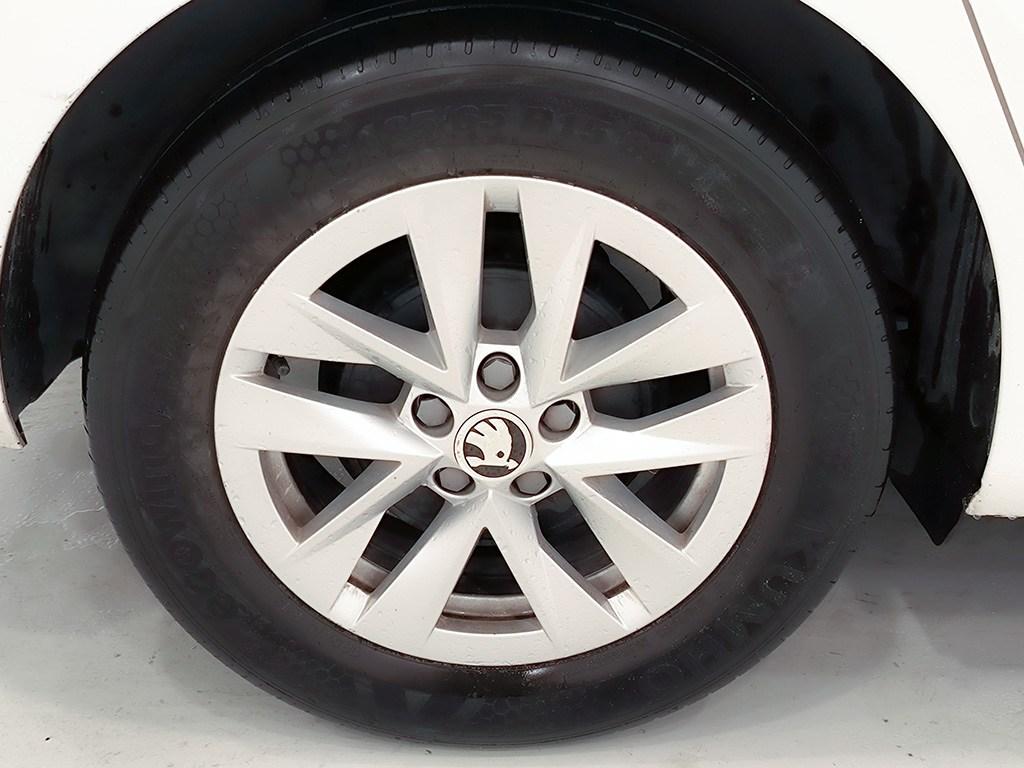 Skoda Fabia 1.0 TSI Ambition 70 kW (95 CV) - 7