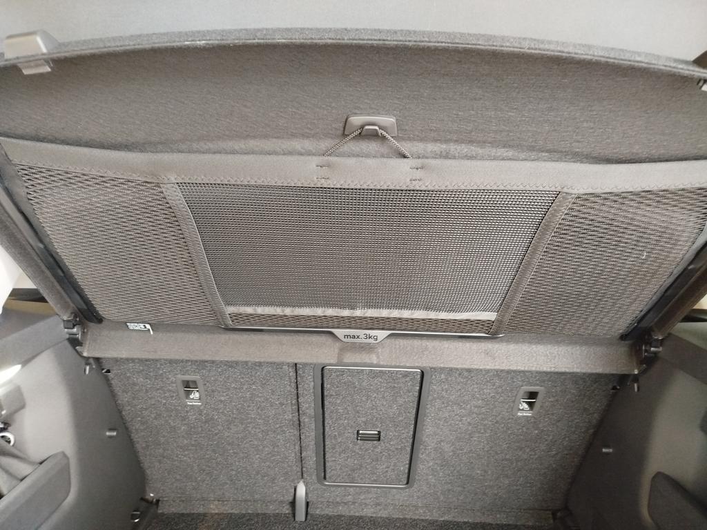 Skoda Elroq 60 63 kWh 150 kW (204 CV) - 9