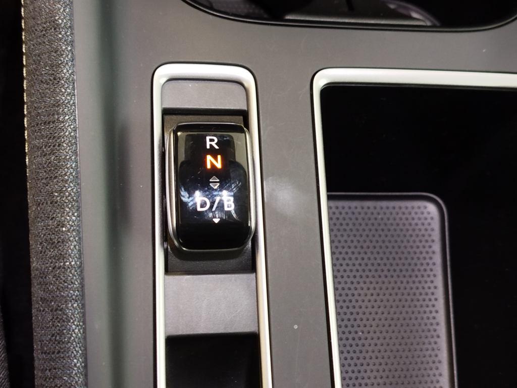 Skoda Elroq 60 63 kWh 150 kW (204 CV) - 11