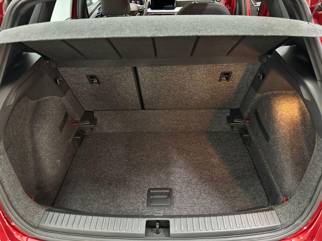 SEAT Arona 1.0 TSI S&S FR XM Edition 81 kW (110 CV) - 6