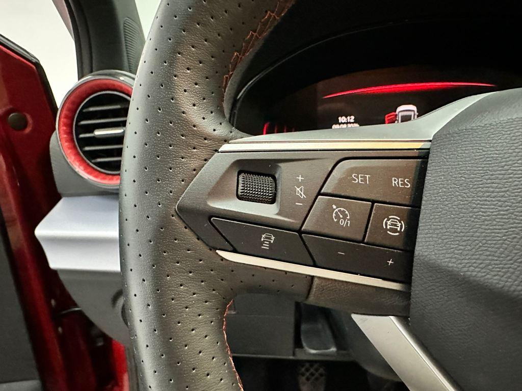 SEAT Arona 1.0 TSI S&S FR XM Edition 81 kW (110 CV) - 10