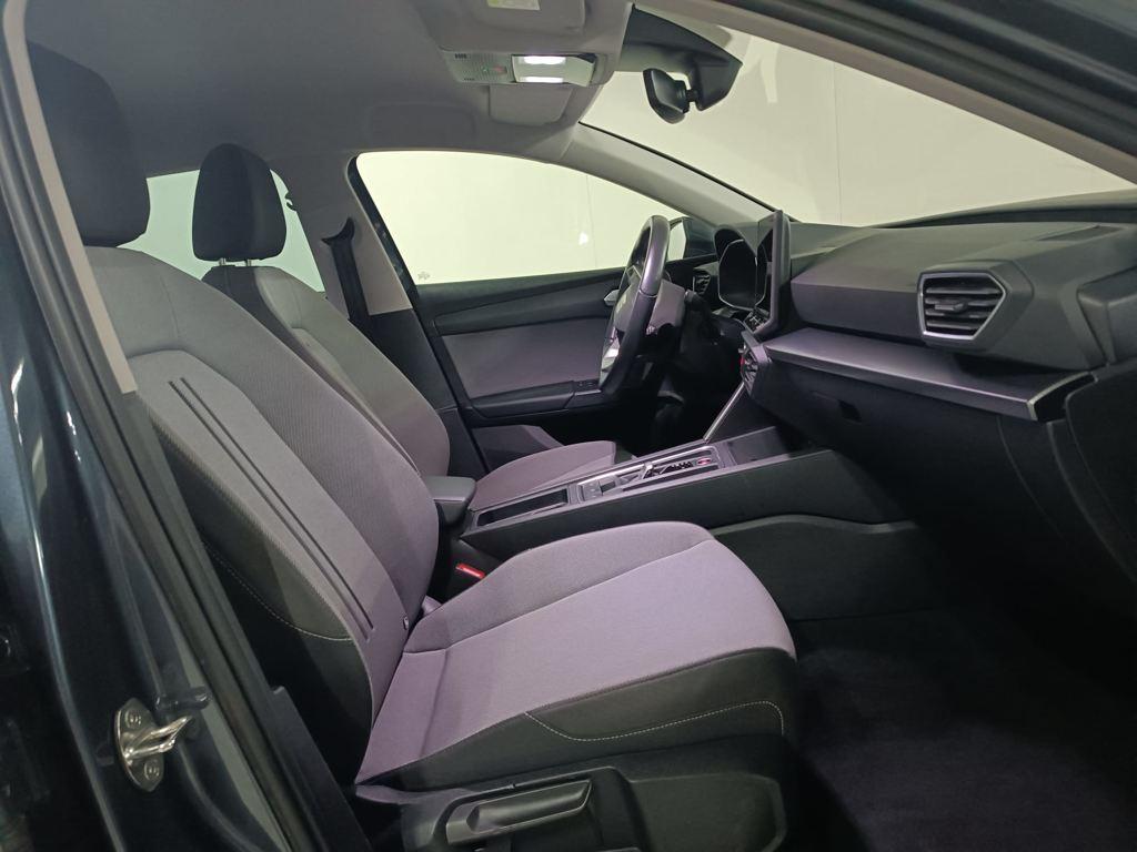 SEAT León 1.5 eTSI Style 25 Aniversario DSG 85 kW (116 CV) - 4