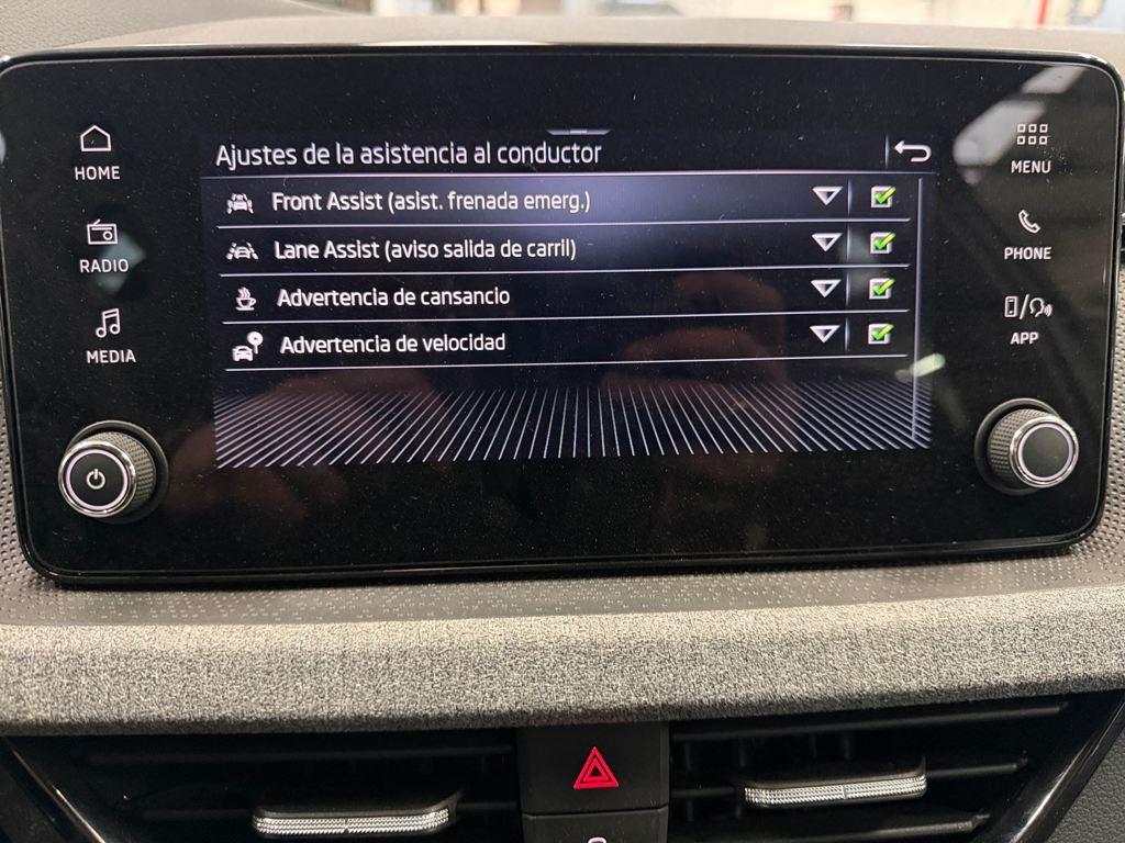 Skoda Kamiq 1.0 TSI Selection DSG 85 kW (115 CV) - 17