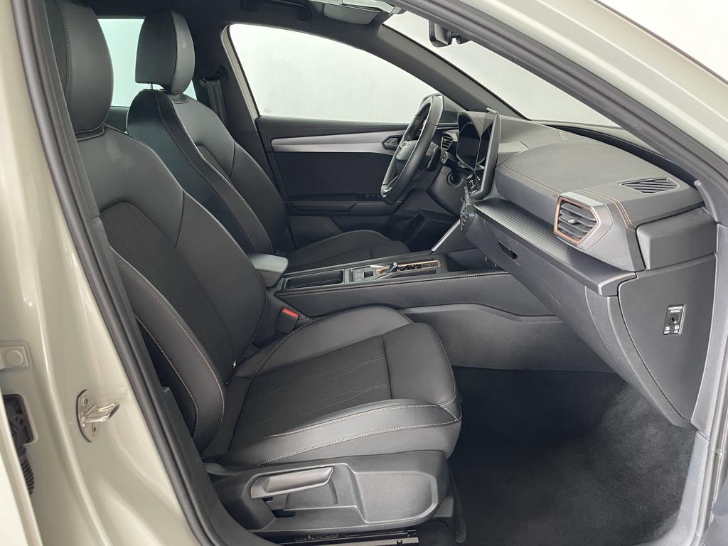 CUPRA Leon Sportstourer 1.5 eTSI DSG 110 kW (150 CV) - 4