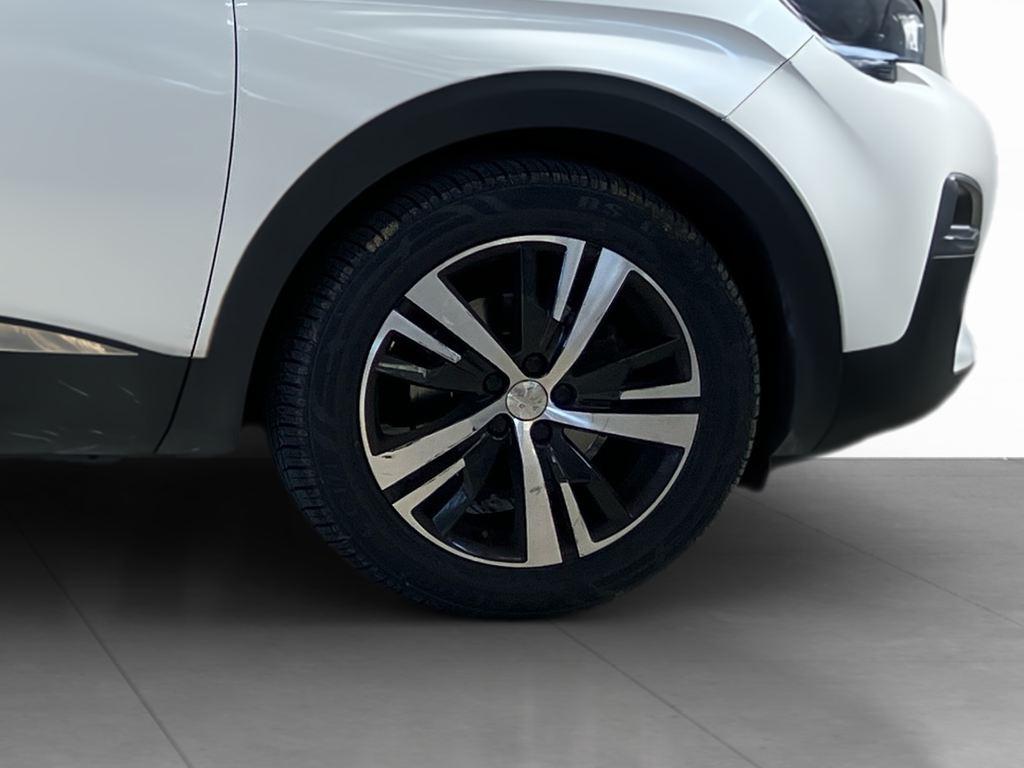 Peugeot 3008 PureTech 130 S&S Allure 96 kW (130 CV) - 7