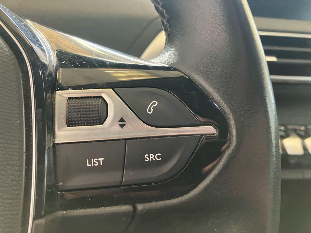 Peugeot 3008 PureTech 130 S&S Allure 96 kW (130 CV) - 9