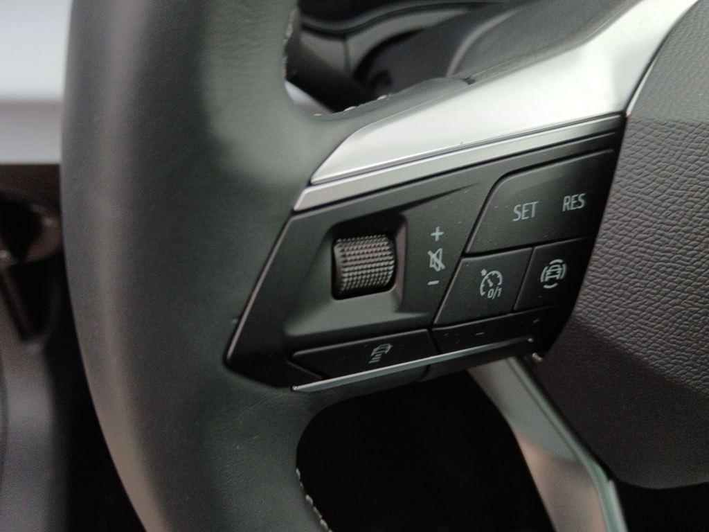 SEAT Ibiza 1.0 TSI Special Edition 85 kW (115 CV) - 8