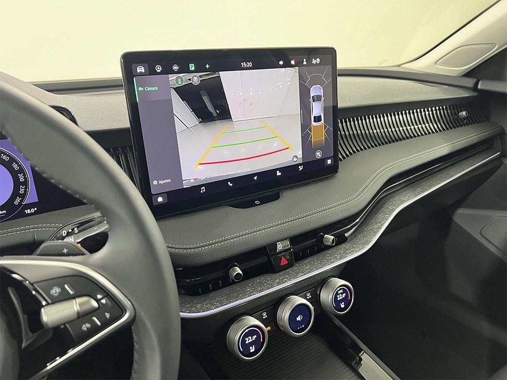 Skoda Superb 2.0 TDI Plus DSG 110 kW (150 CV) - 16