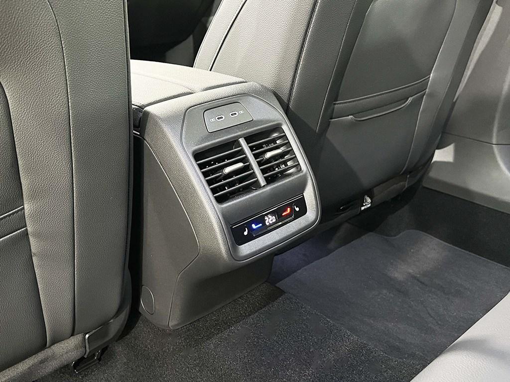 Skoda Superb 2.0 TDI Plus DSG 110 kW (150 CV) - 18