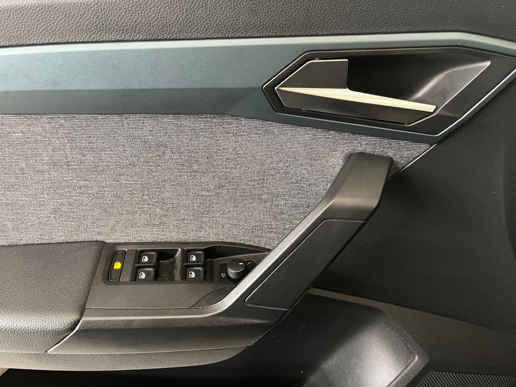 SEAT Arona 1.0 TSI Xperience XL DSG 81 kW (110 CV) - 12