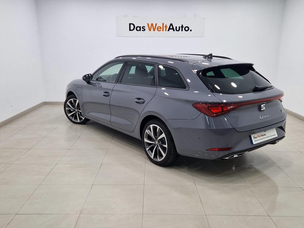 SEAT León ST 1.4 e-Hybrid S&S FR XM DSG 150 kW (204 CV) - 1