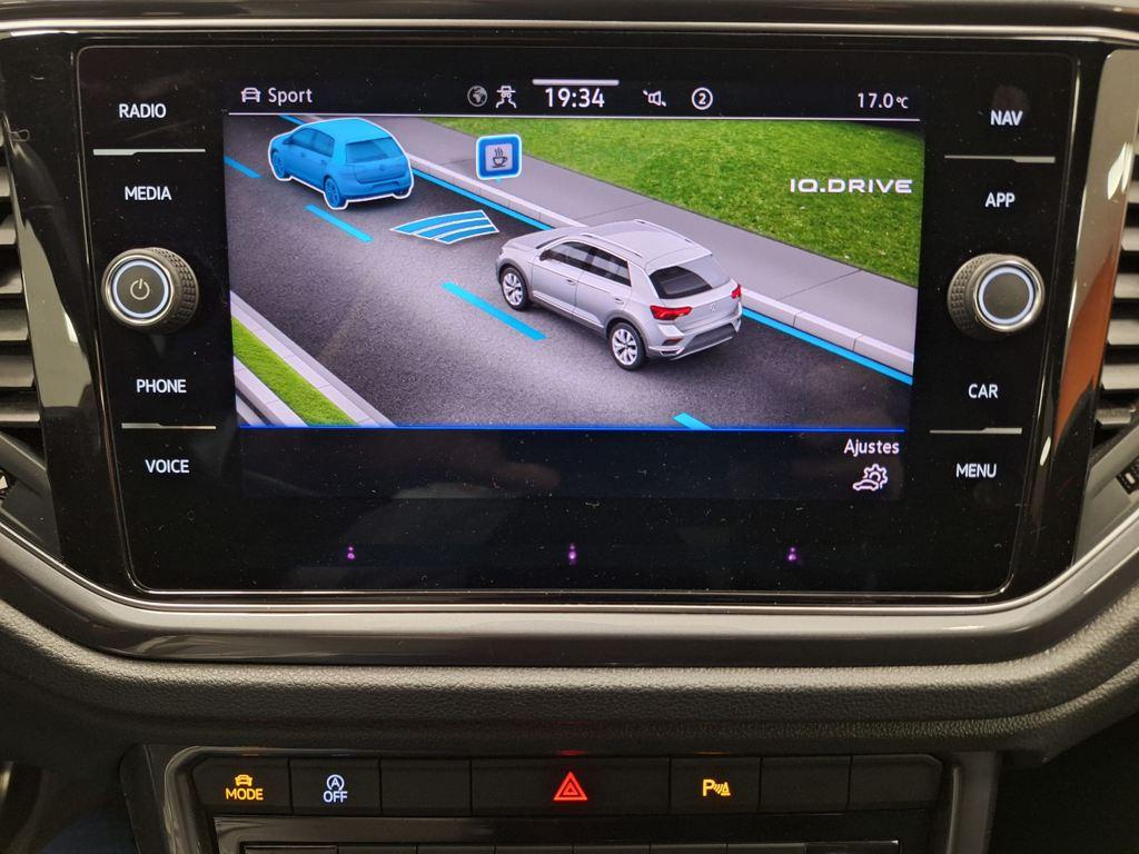 Volkswagen T-Roc Sport 1.5 TSI 110 kW (150 CV) - 11