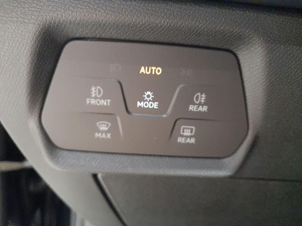 CUPRA Leon Sportstourer 1.5 TSI e-Hybrid VZ DSG 200 kW (272 CV) - 11