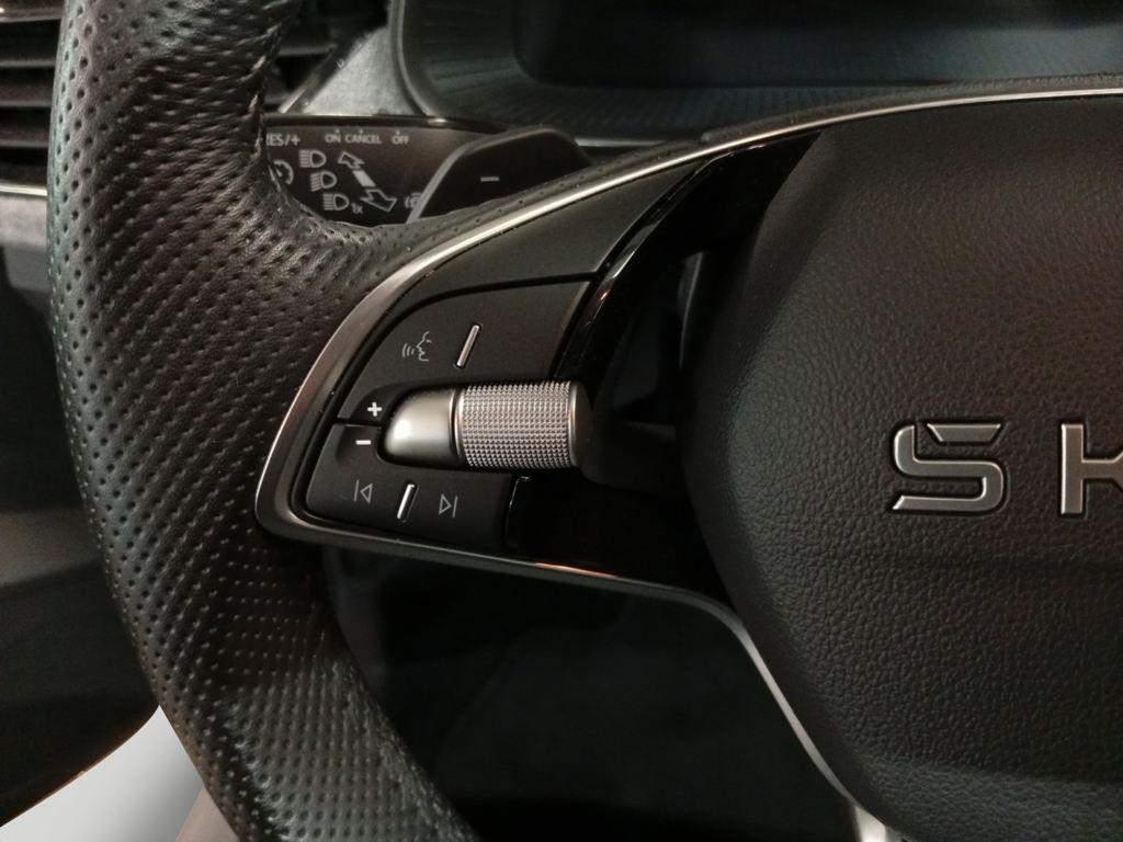 Skoda Scala 1.5 TSI Selection DSG 110 kW (150 CV) - 10