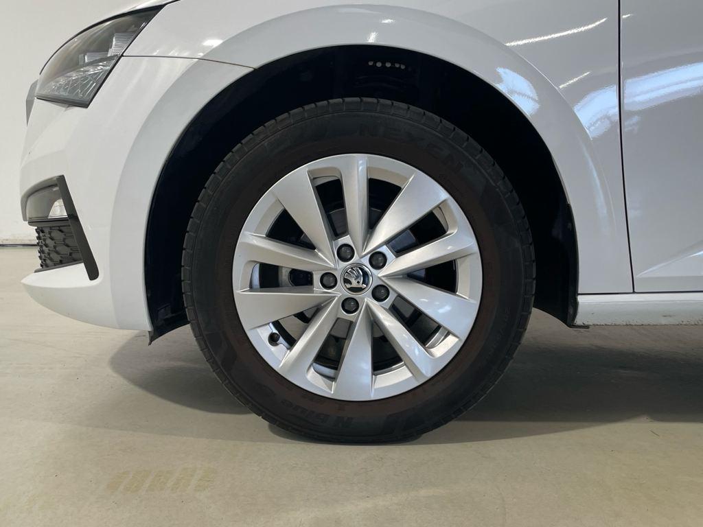 Skoda Scala 1.0 TSI Selection 70 kW (95 CV) - 7