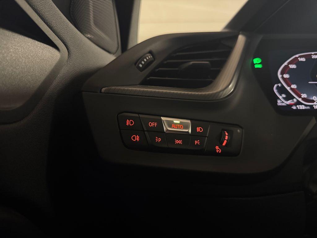 BMW Serie 1 116d 85 kW (116 CV) - 11