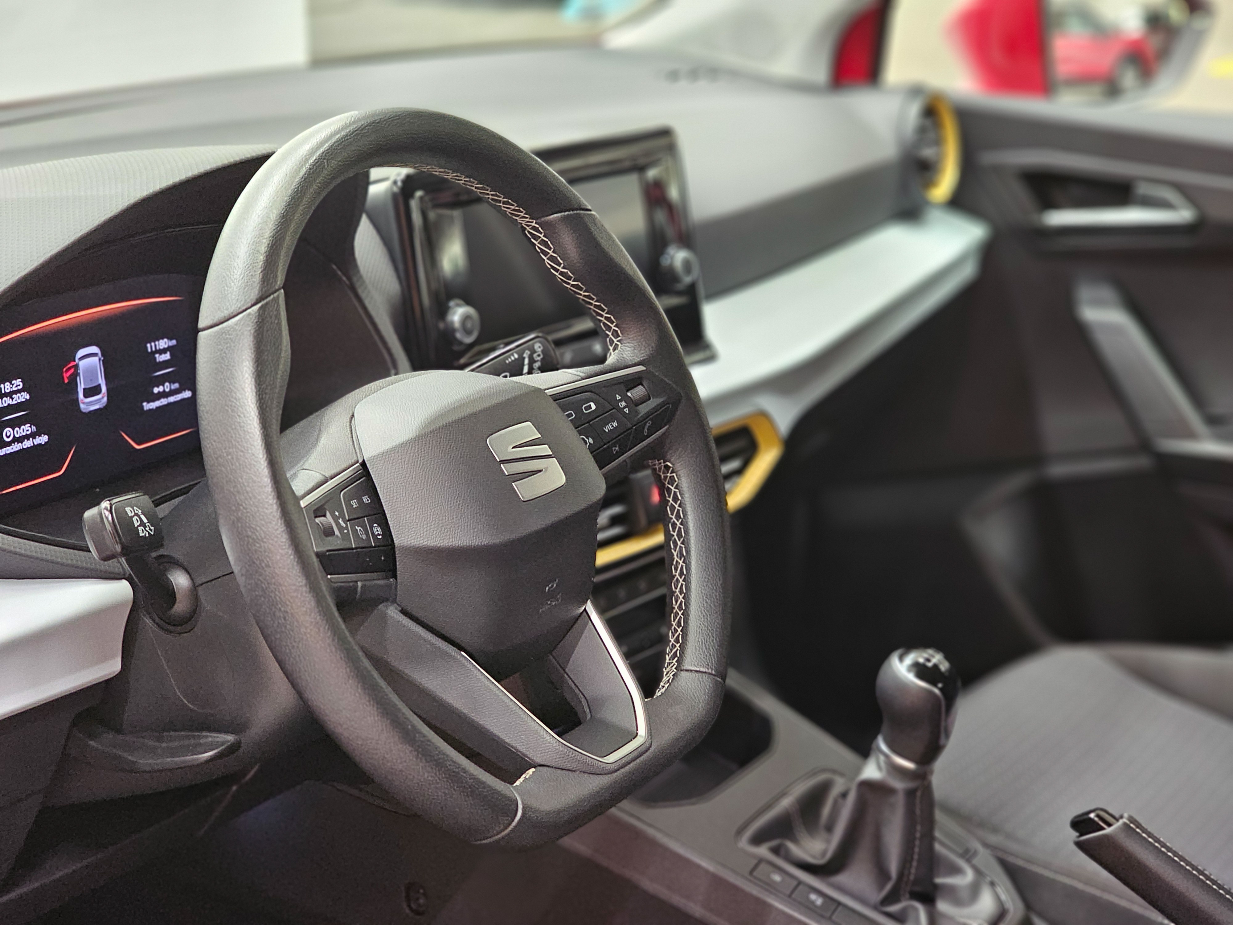 SEAT Ibiza 1.0 MPI S&S Style XM 59 kW (80 CV) - 10