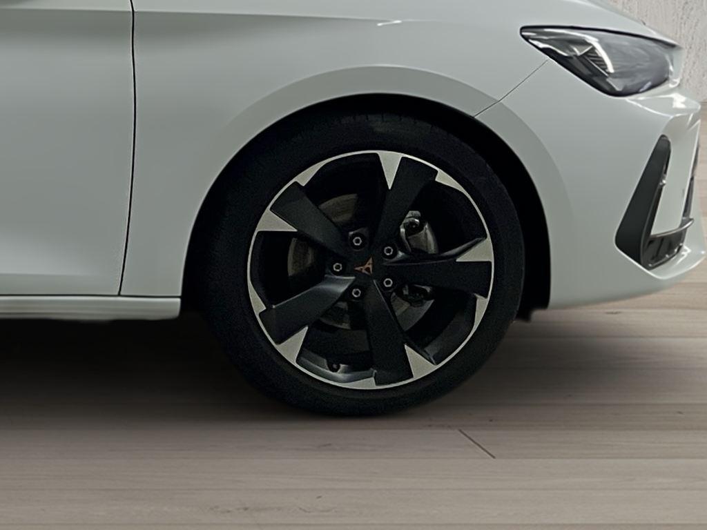 CUPRA Leon Sportstourer 1.5 eTSI DSG 110 kW (150 CV) - 7