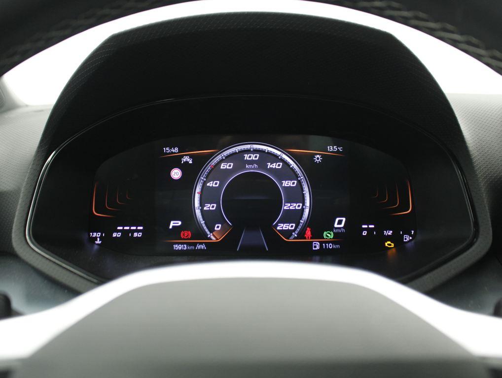 SEAT Arona 1.0 TSI S&S Xperience XM DSG 85 kW (115 CV) - 8